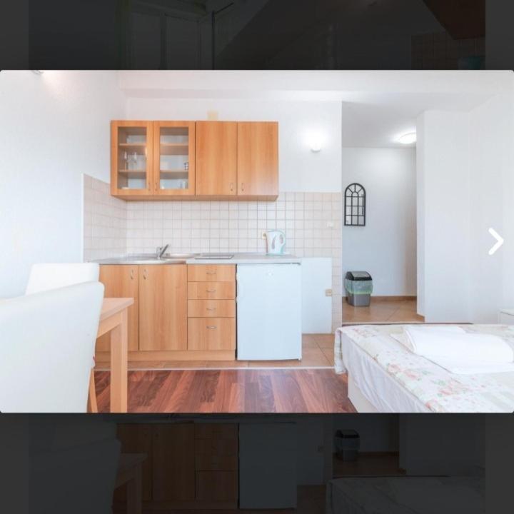 Banic Apartments With Pool Biograd Na Moru Exteriör bild