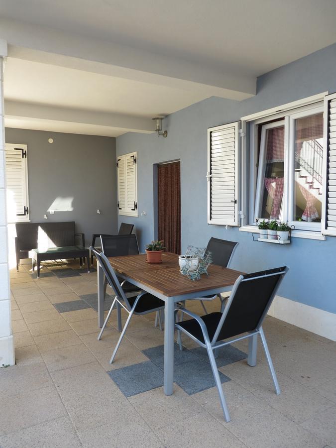 Banic Apartments With Pool Biograd Na Moru Rum bild